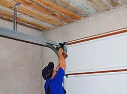 Garage Door & Opener Repairs Roslyn Valley, PA 215-458-1079 - repair-side